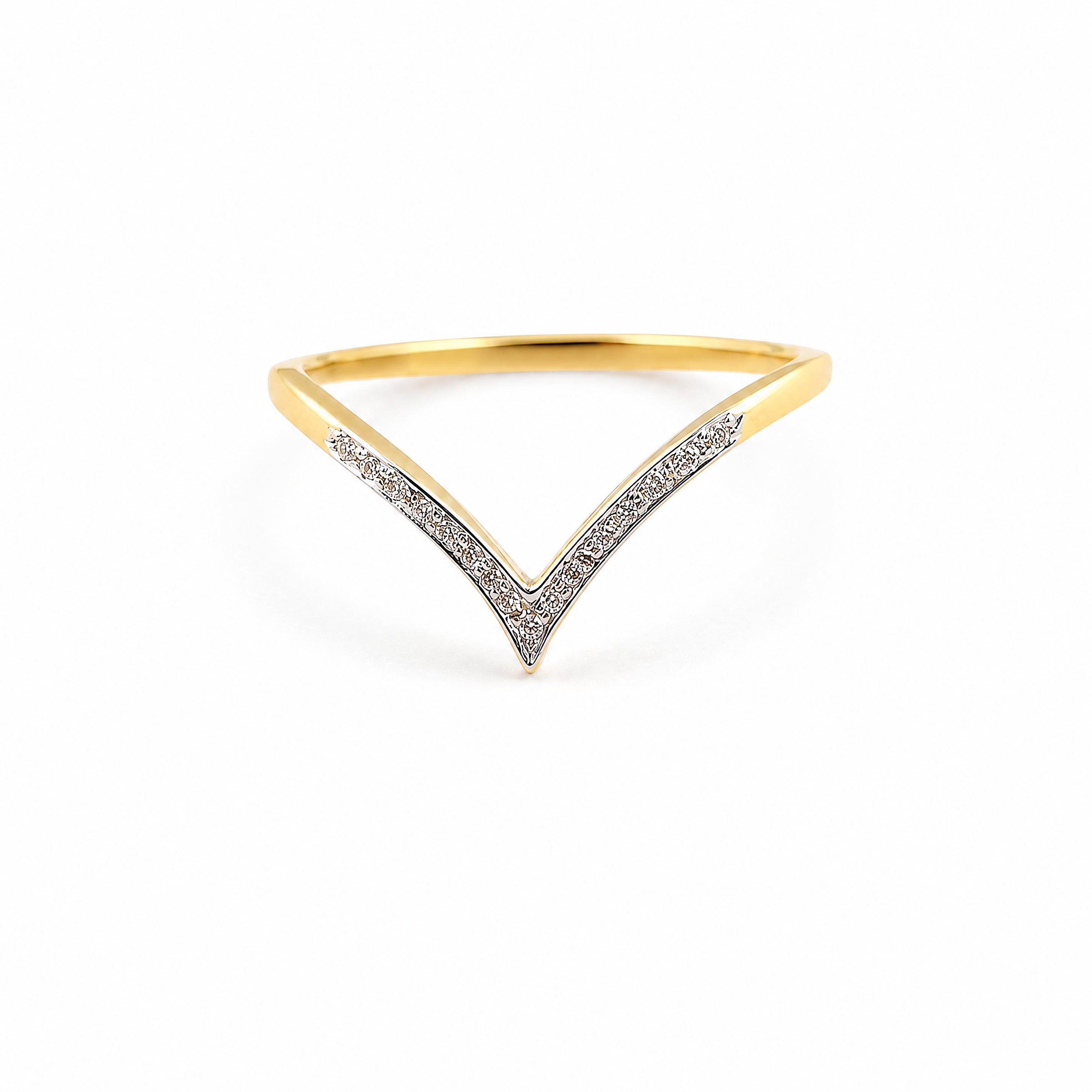 Fusion of Tradition and Trend Natural Diamond Ring