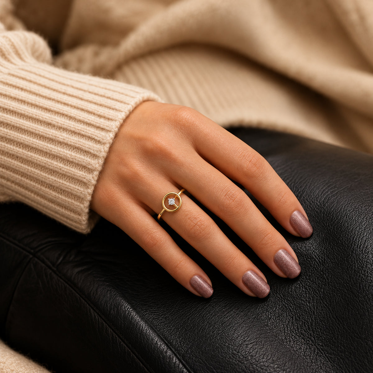 Diamond Clover Circle Ring