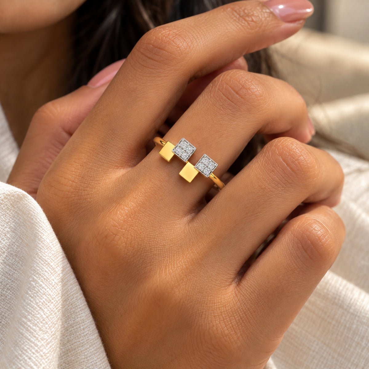 Alternating Square Diamond Ring